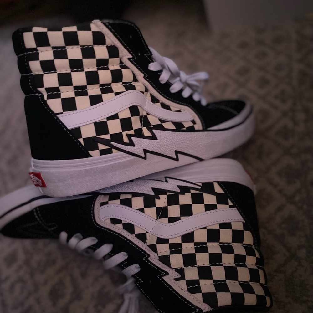 Vans lightning bolt size 10